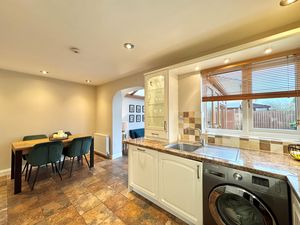 Photo 8- click for photo gallery